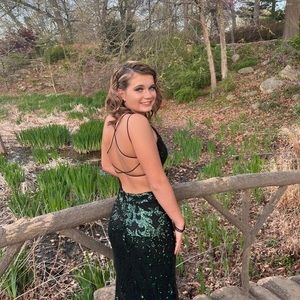 Meet your Posher, Sadie